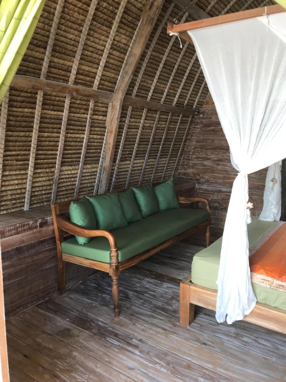 Hotel Alam Karang Gili Gede Esterno foto